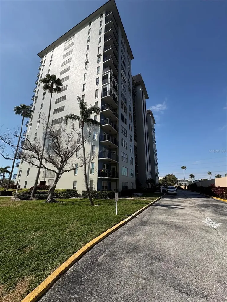 5220 Brittany Drive S St Petersburg FL 33715