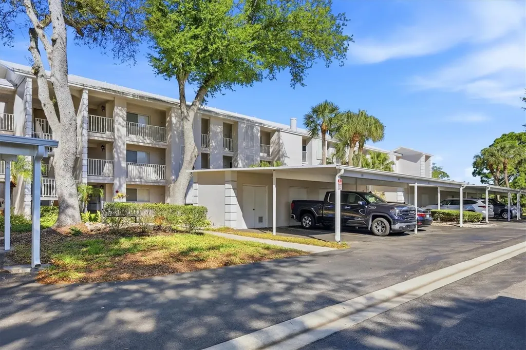 437 Cerromar Lane Venice FL 34293