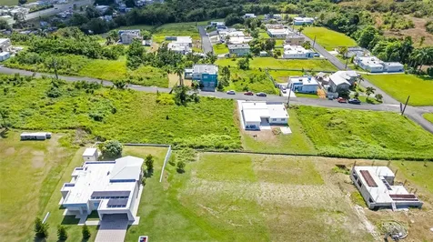 . Urb. Mirador De Palmer, Mameyes Ward Solar #55 Rio Grande PR 00745