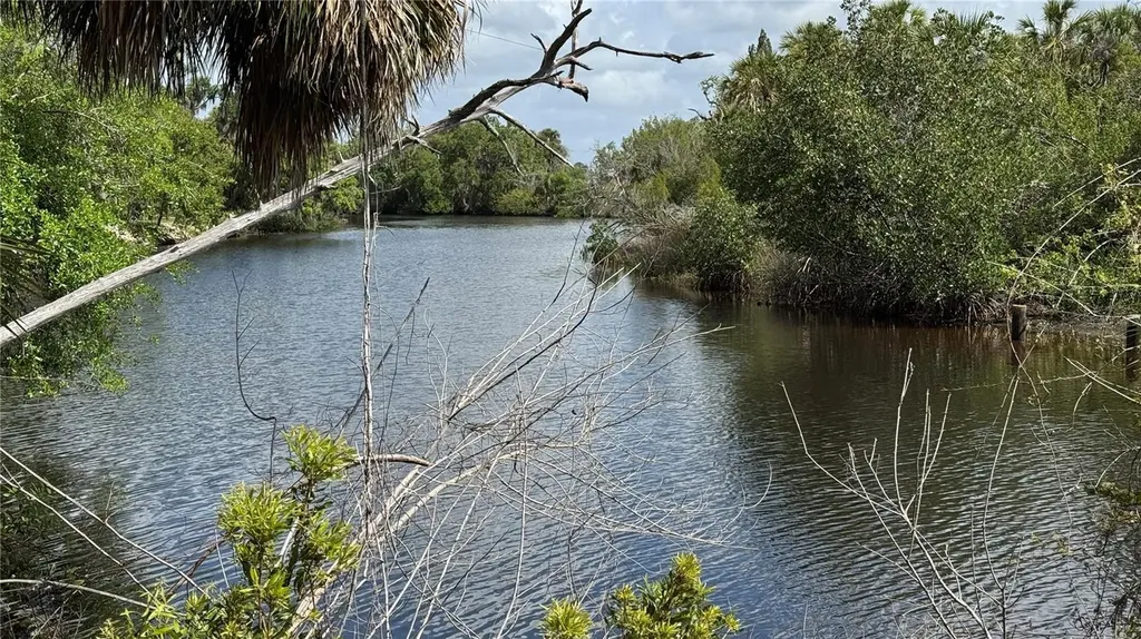 12807 Upper Manatee River Road Bradenton FL 34212