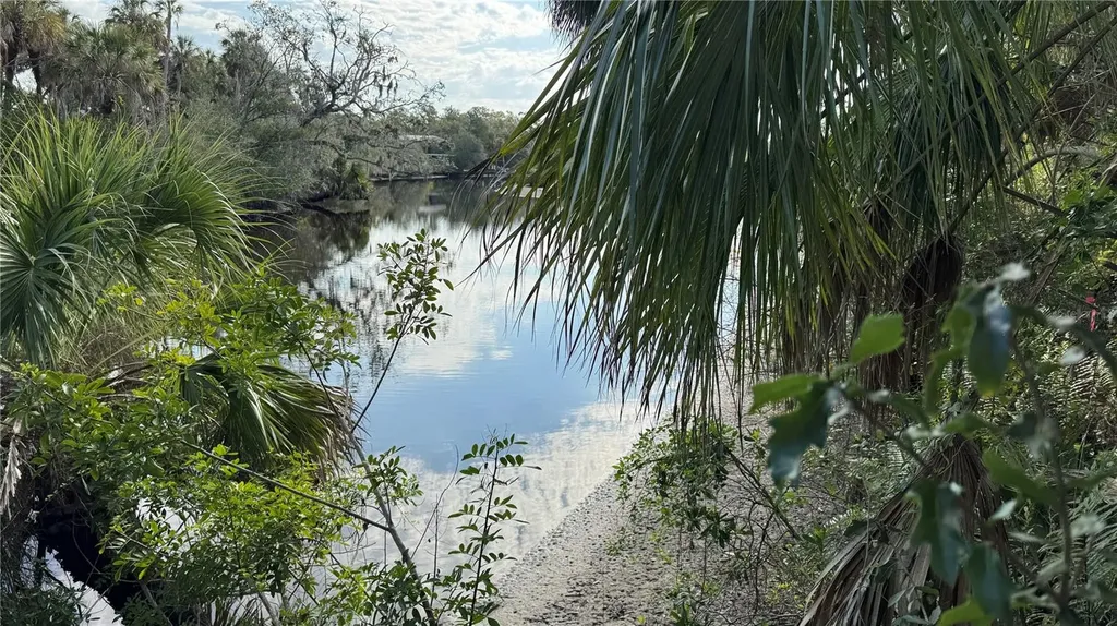 12807 Upper Manatee River Road Bradenton FL 34212