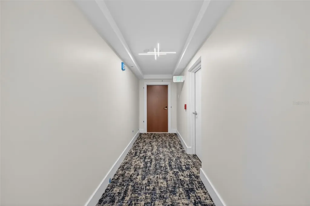 1111 N Gulfstream Avenue Sarasota FL 34236
