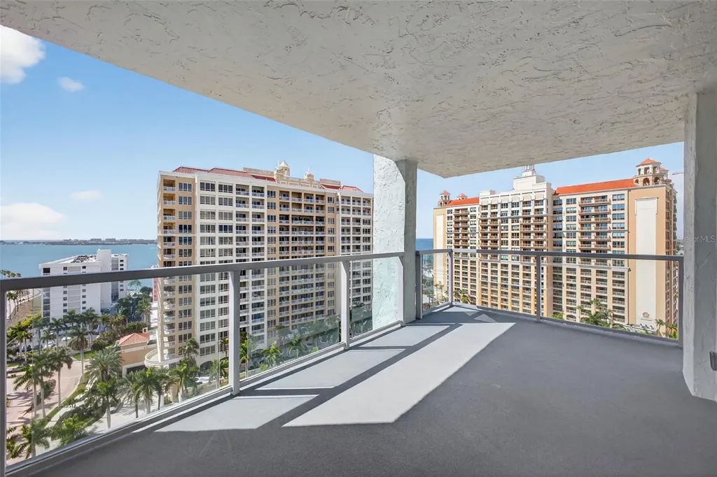 1111 N Gulfstream Avenue Sarasota FL 34236