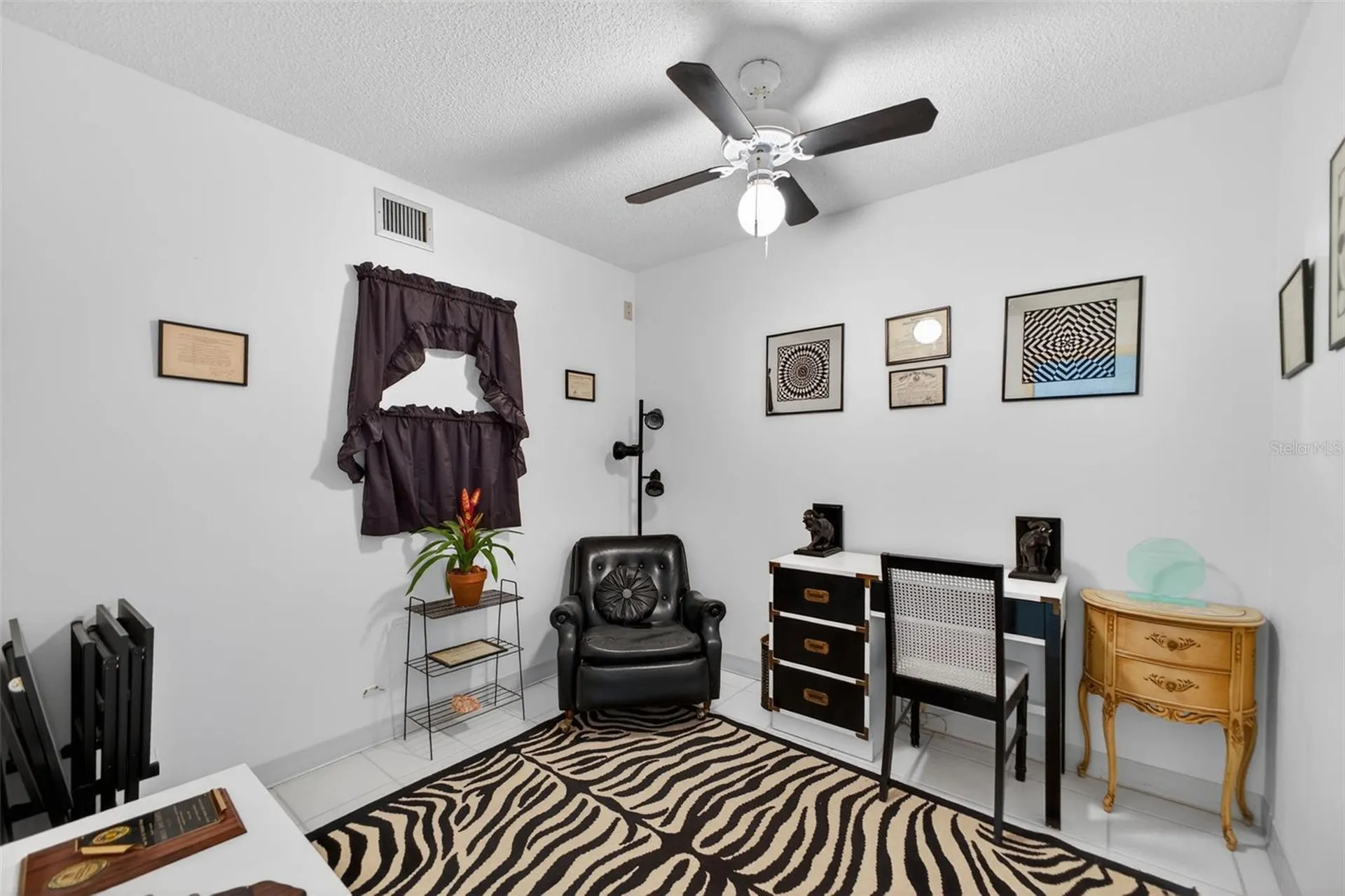 1111 N Gulfstream Avenue Sarasota FL 34236