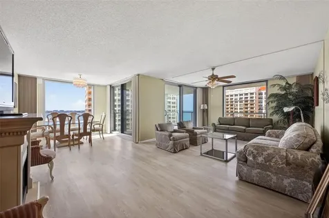 1111 N Gulfstream Avenue Sarasota FL 34236