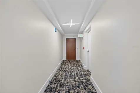1111 N Gulfstream Avenue Sarasota FL 34236