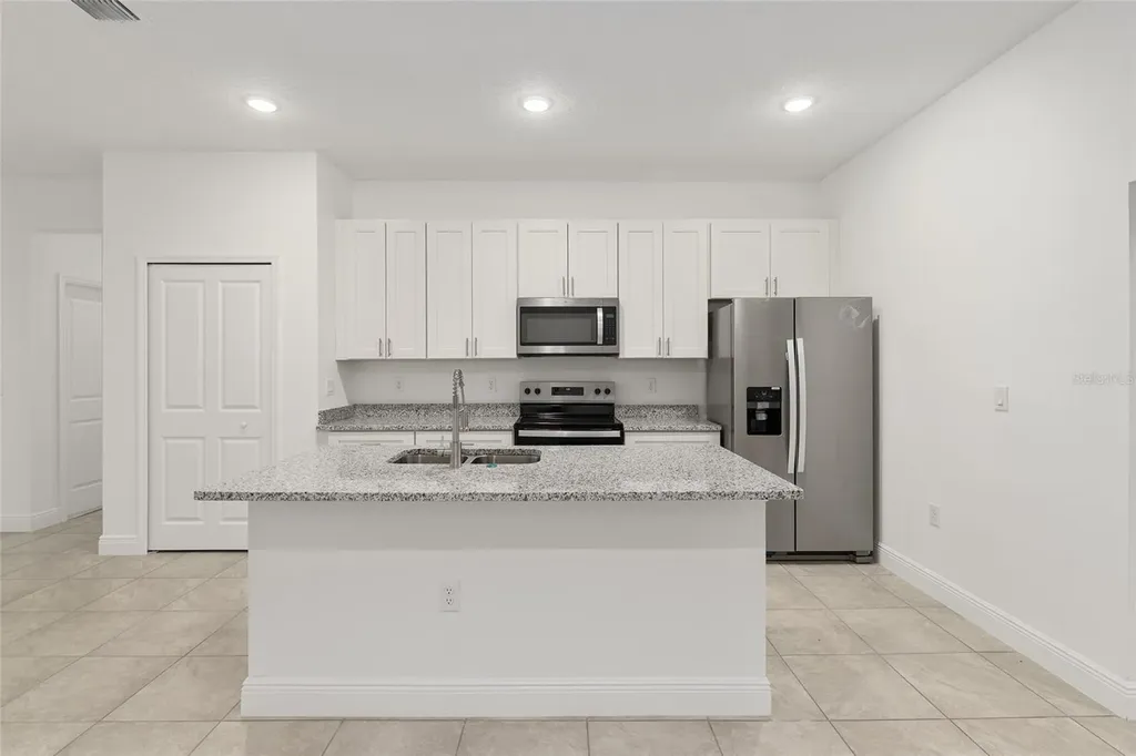3872 W Baton Lane Citrus Springs FL 34433