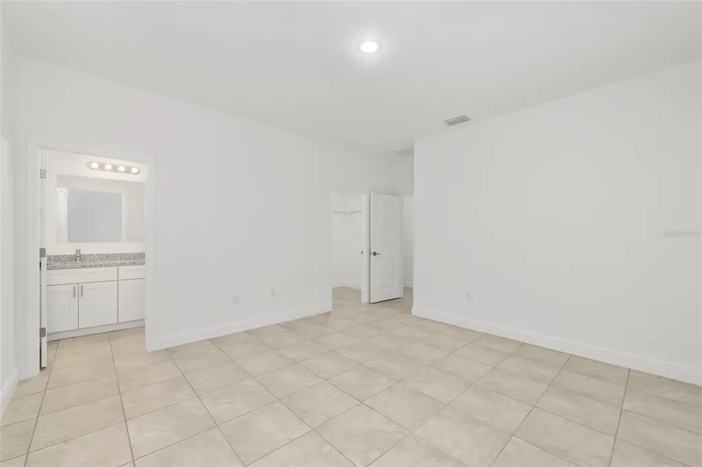 3872 W Baton Lane Citrus Springs FL 34433