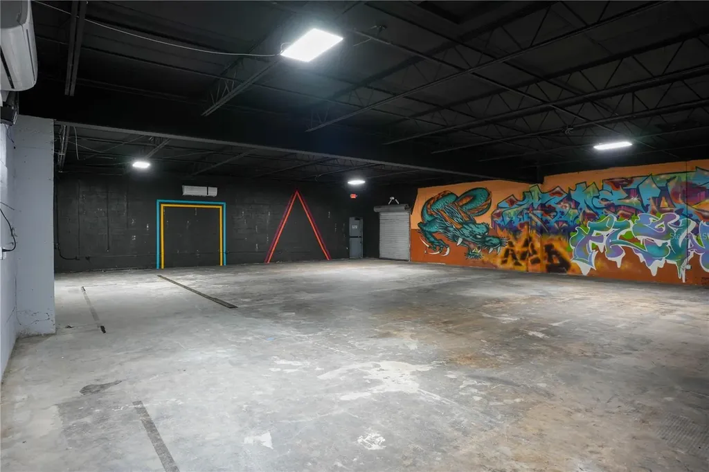 4700 22nd Avenue S St Petersburg FL 33711