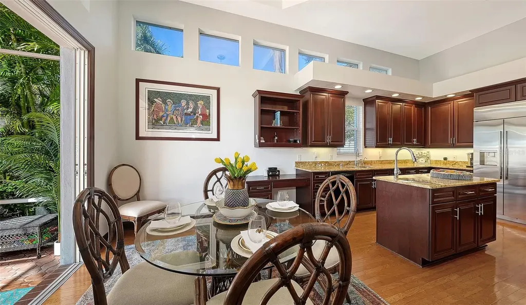 3511 Fair Oaks Court Longboat Key FL 34228