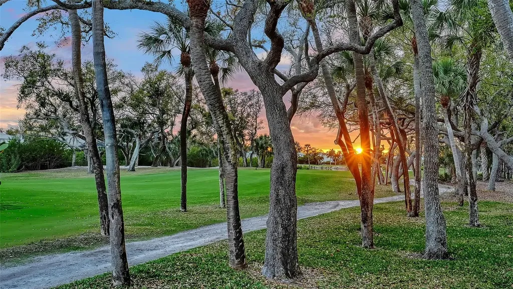 3511 Fair Oaks Court Longboat Key FL 34228