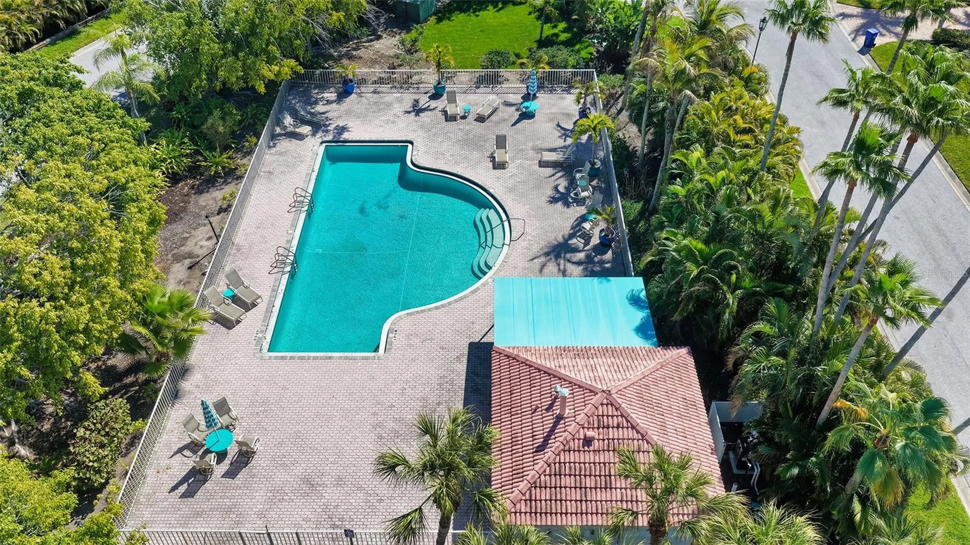 3511 Fair Oaks Court Longboat Key FL 34228
