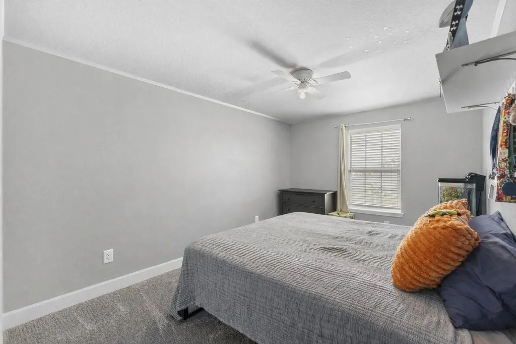 8523 Rain Lily Crossing Parrish FL 34219