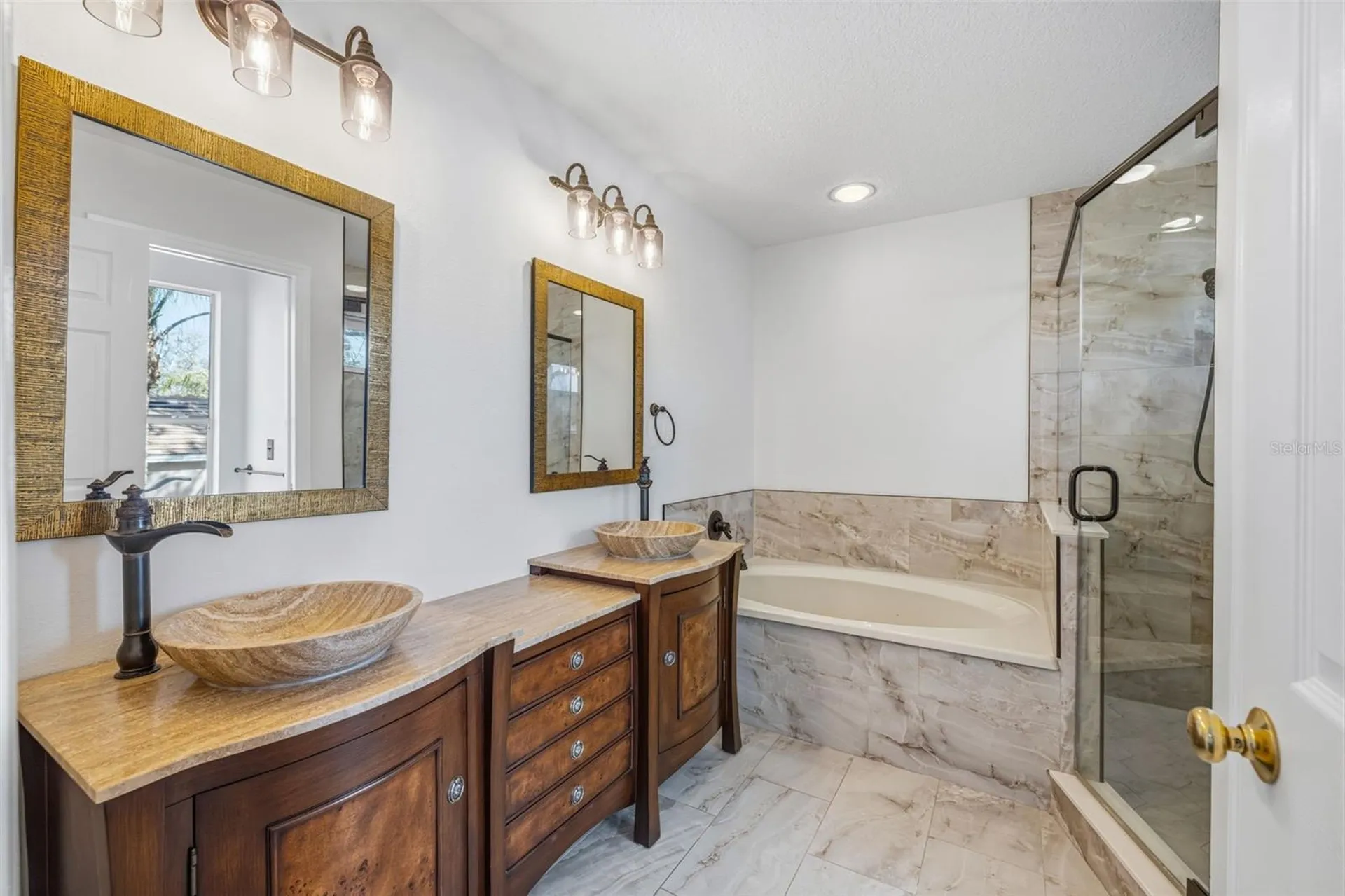 17705 Esprit Drive Tampa FL 33647