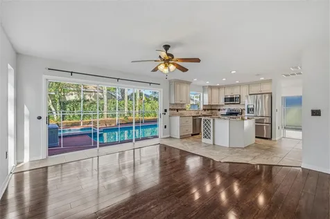 17705 Esprit Drive Tampa FL 33647