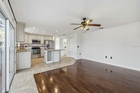 17705 Esprit Drive Tampa FL 33647
