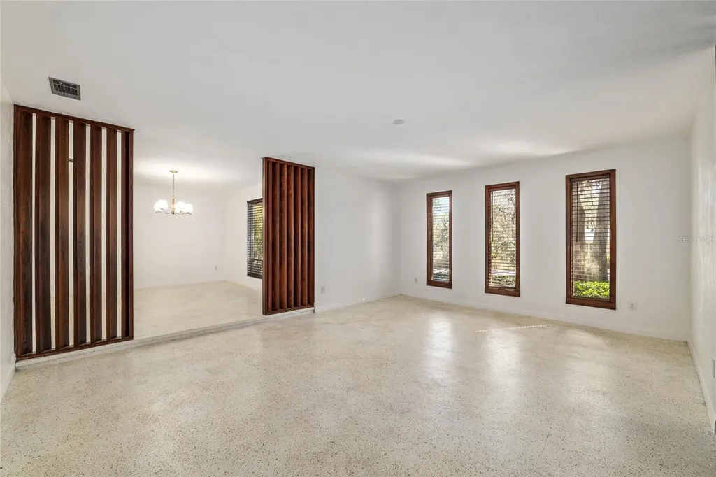 2814 NW 13th Court Gainesville FL 32605