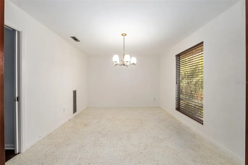 2814 NW 13th Court Gainesville FL 32605