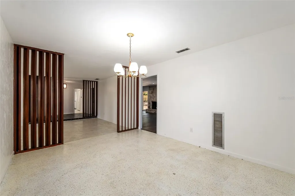 2814 NW 13th Court Gainesville FL 32605