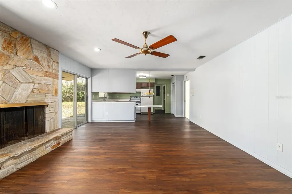2814 NW 13th Court Gainesville FL 32605