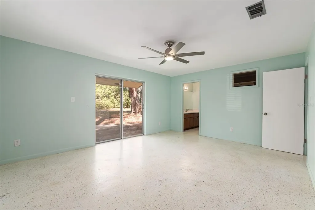 2814 NW 13th Court Gainesville FL 32605