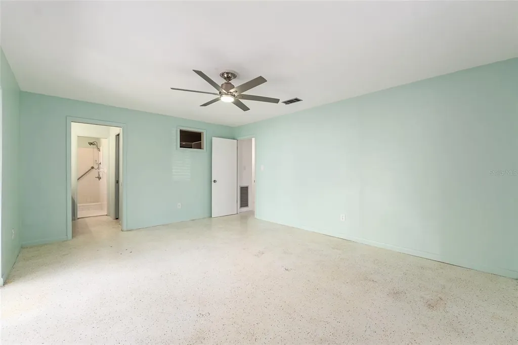 2814 NW 13th Court Gainesville FL 32605