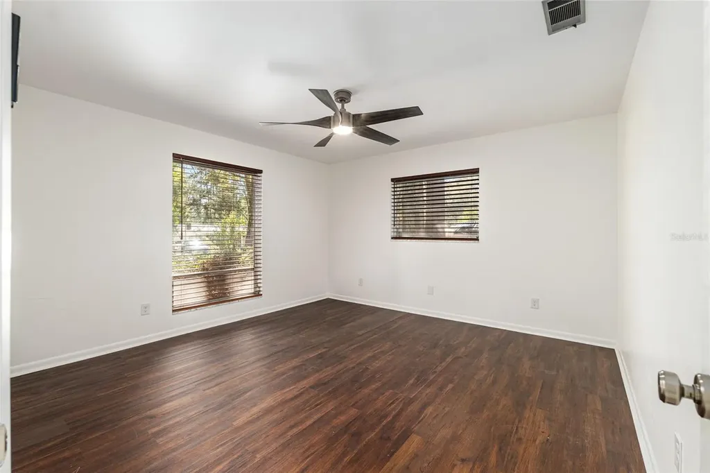 2814 NW 13th Court Gainesville FL 32605