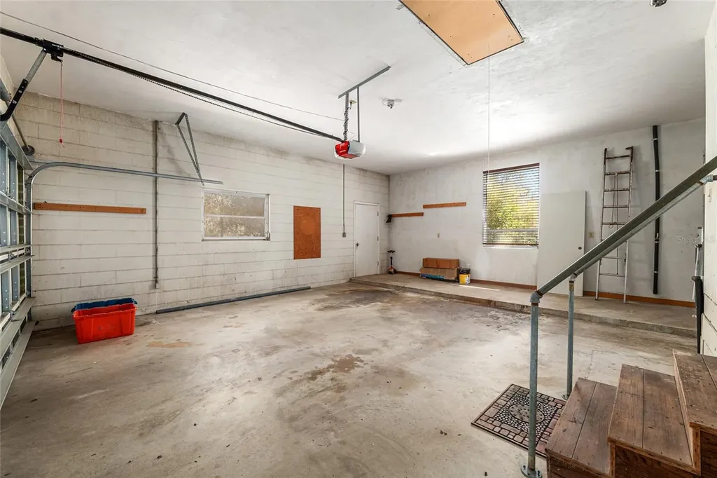 2814 NW 13th Court Gainesville FL 32605