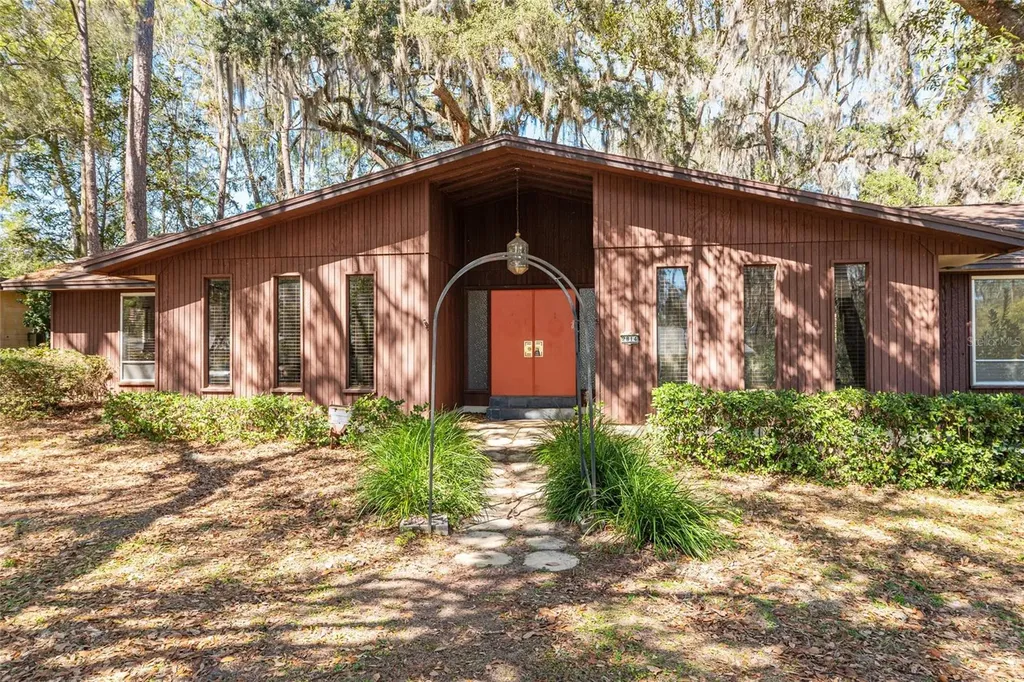 2814 NW 13th Court Gainesville FL 32605