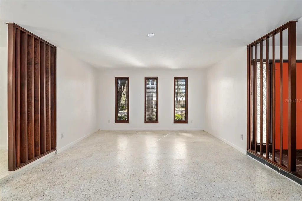 2814 NW 13th Court Gainesville FL 32605