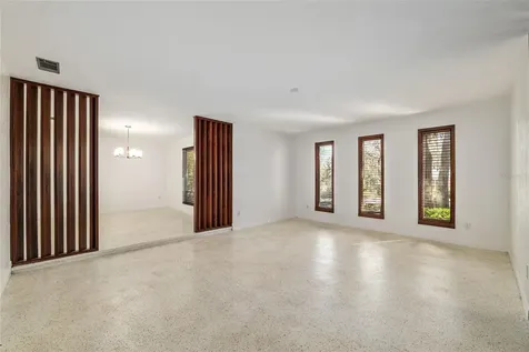 2814 NW 13th Court Gainesville FL 32605