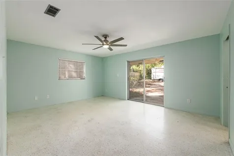 2814 NW 13th Court Gainesville FL 32605