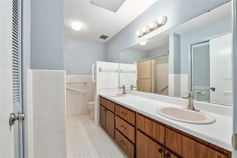 2814 NW 13th Court Gainesville FL 32605