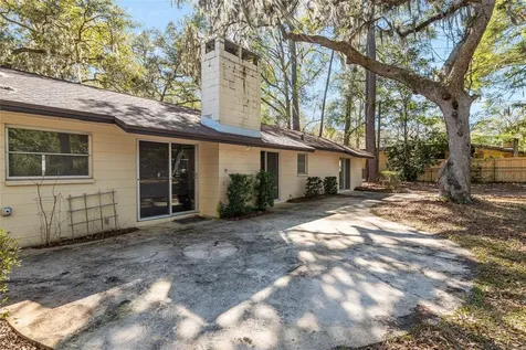 2814 NW 13th Court Gainesville FL 32605