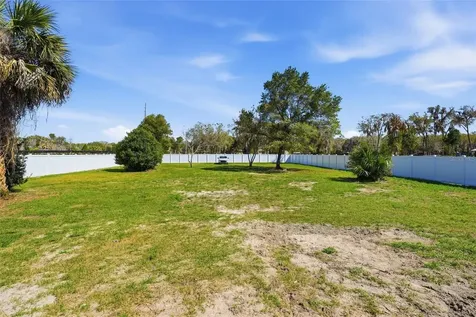195 Frederick Street N Pierson FL 32180
