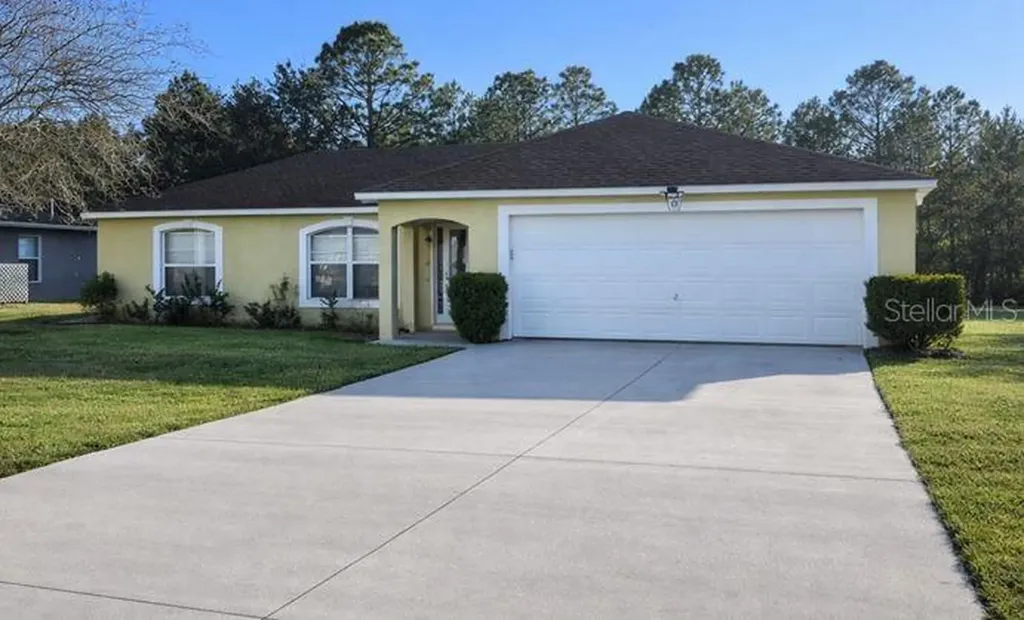 69 London Drive Palm Coast FL 32137