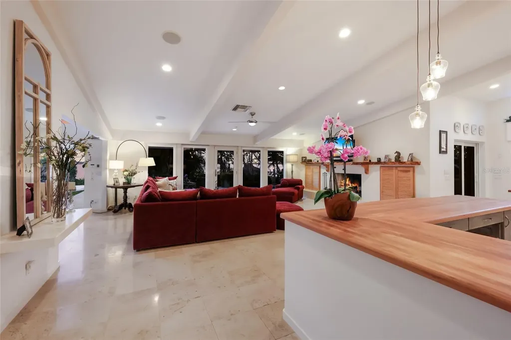 608 87th Street Court NW Bradenton FL 34209