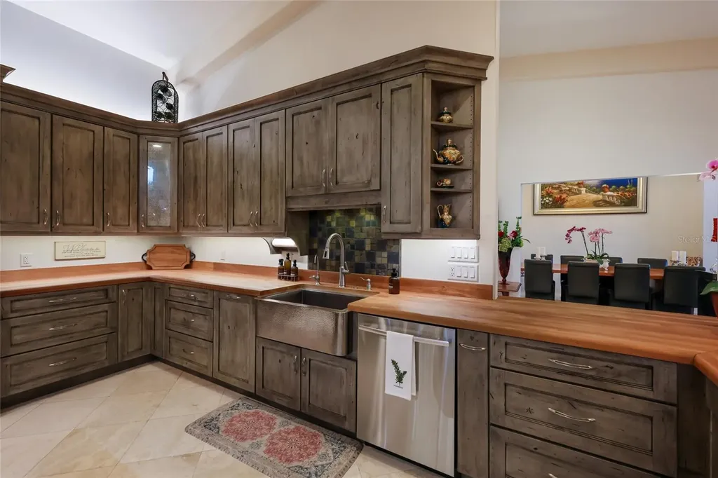 608 87th Street Court NW Bradenton FL 34209