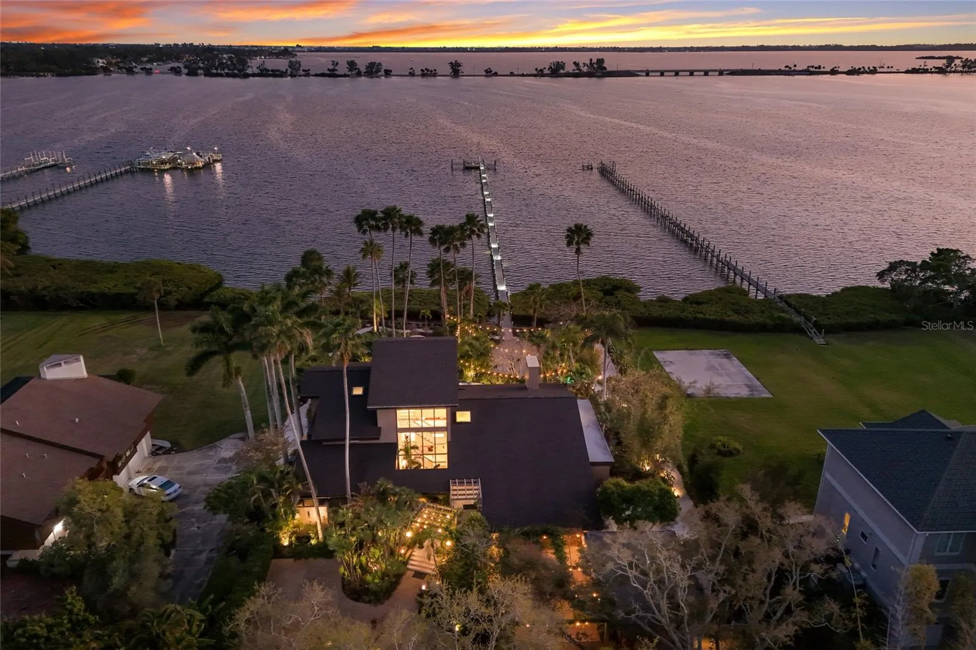 608 87th Street Court NW Bradenton FL 34209