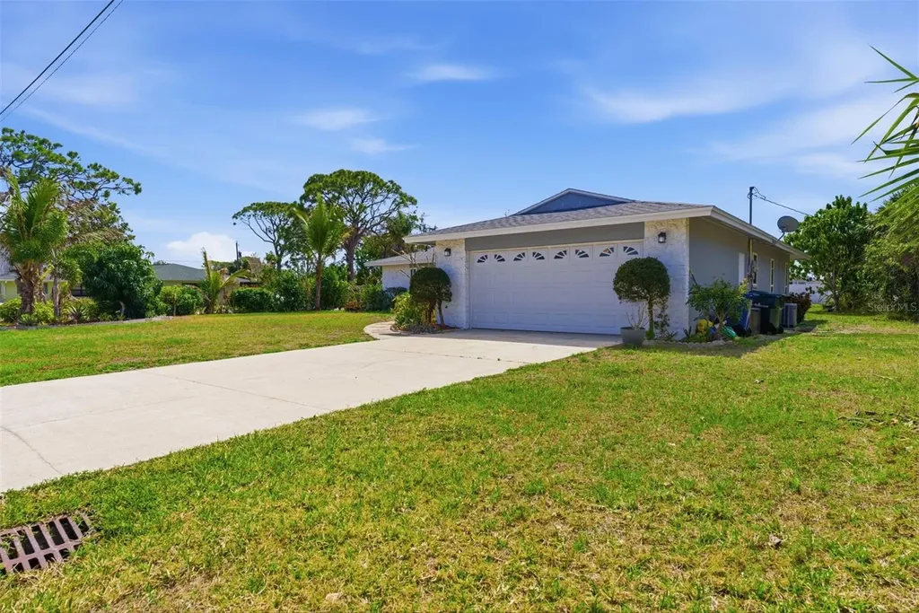 4240 Shamrock Drive Venice FL 34293