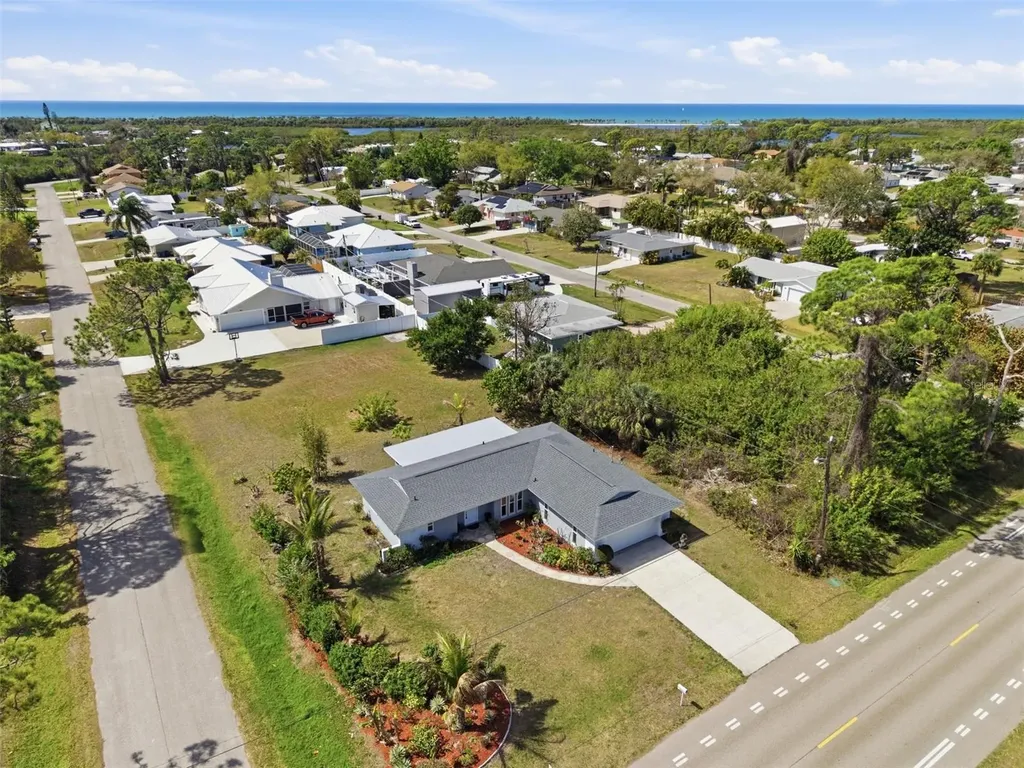 4240 Shamrock Drive Venice FL 34293