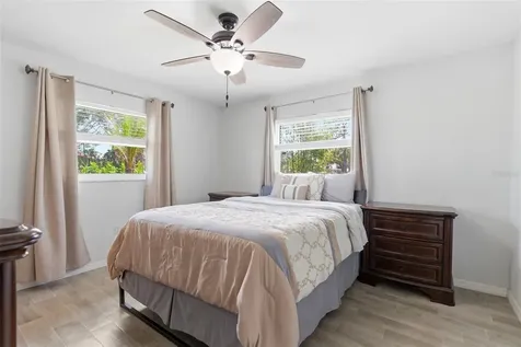 4240 Shamrock Drive Venice FL 34293