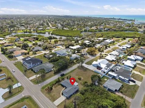 4240 Shamrock Drive Venice FL 34293