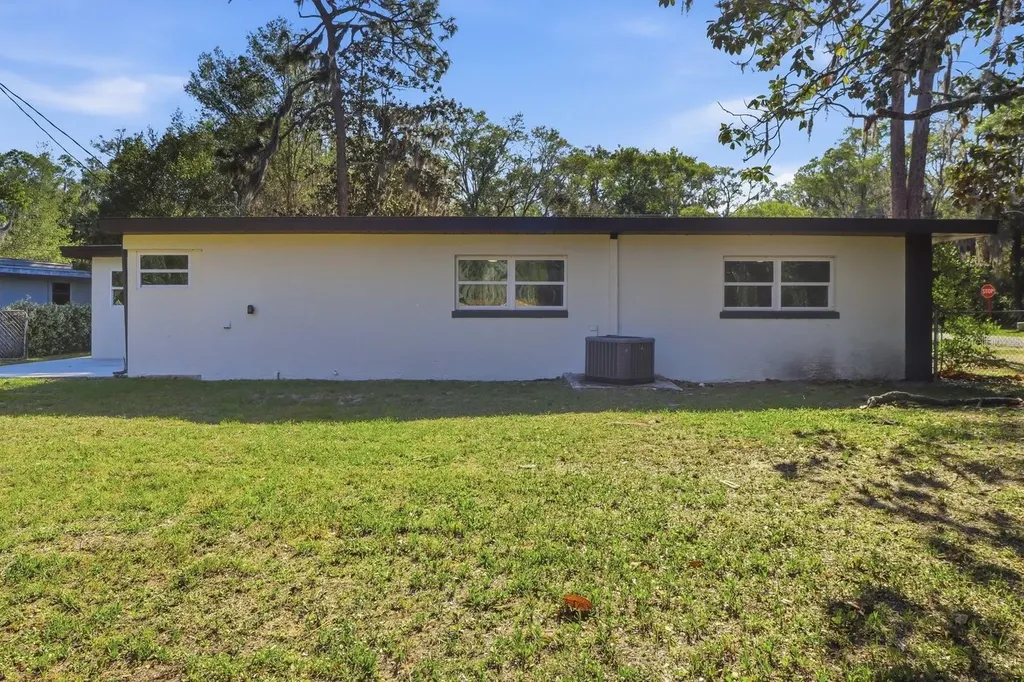 1304 NE 5th Avenue Crystal River FL 34428