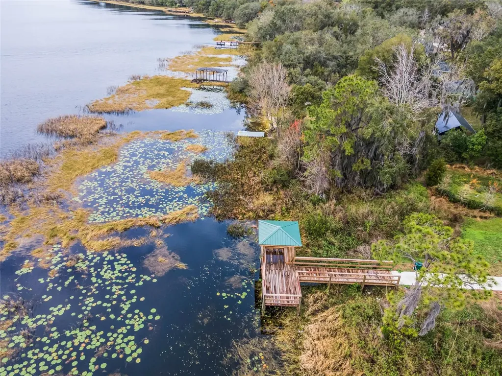 7193 Dilly Lake Avenue Groveland FL 34736