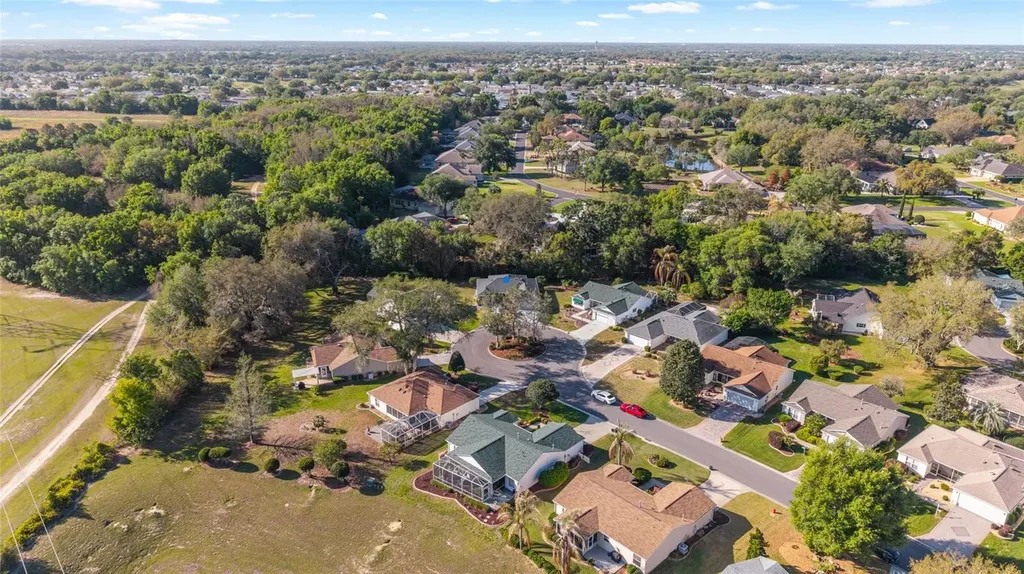 9280 SE 179th Wesley Street The Villages FL 32162