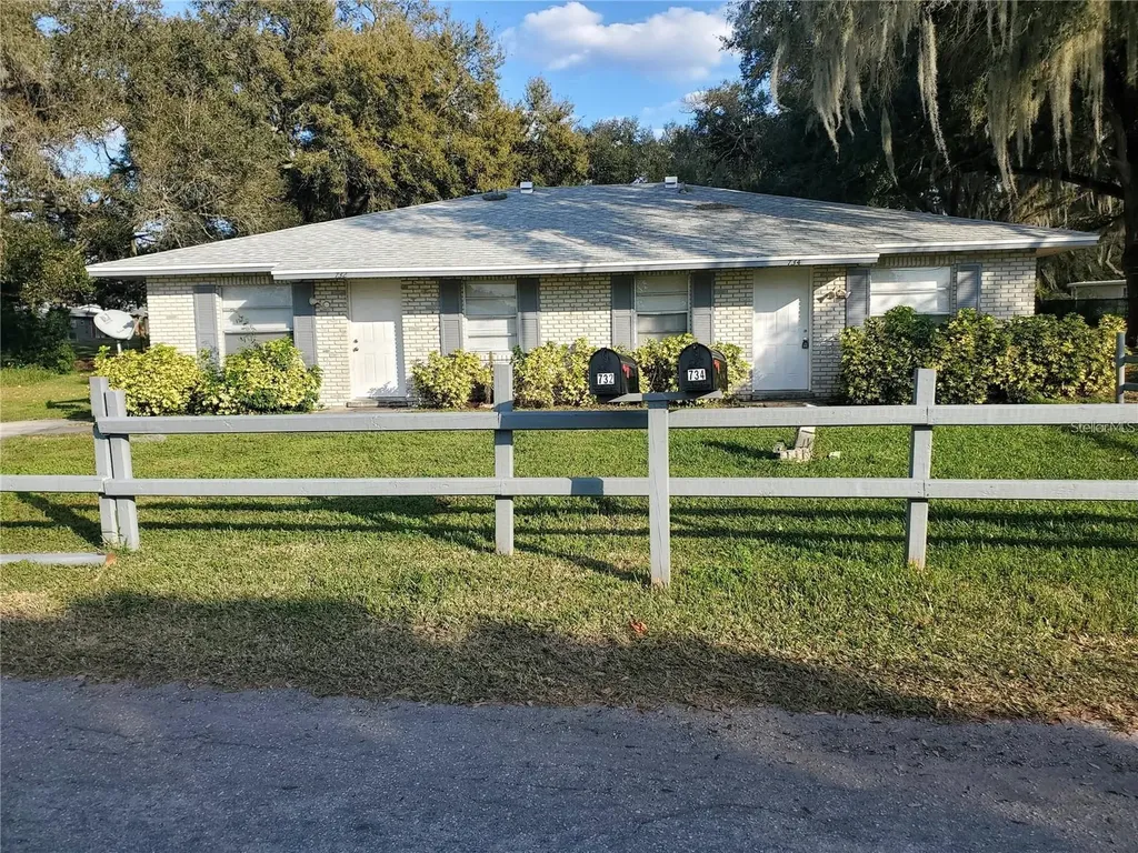 734 Shakespeare Drive Lakeland FL 33801