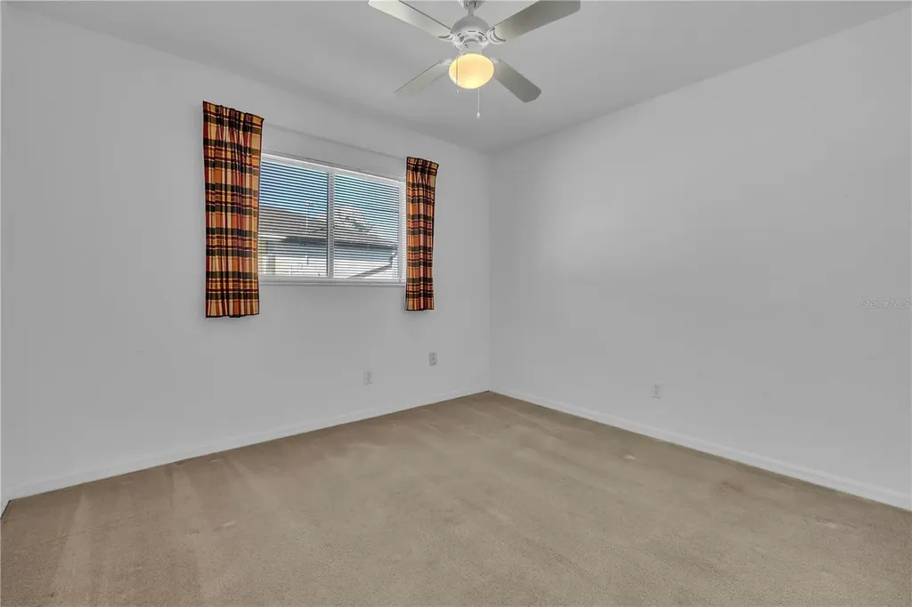 916 NE 4th Place Cape Coral FL 33909