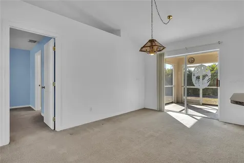 916 NE 4th Place Cape Coral FL 33909
