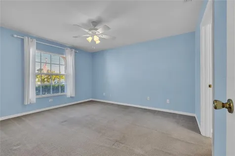 916 NE 4th Place Cape Coral FL 33909